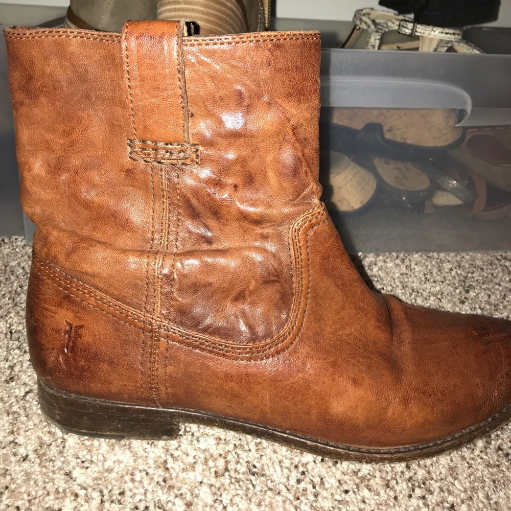 Frye Anna Shortie